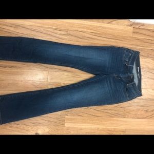 Mid rise jeans NEVER WORN